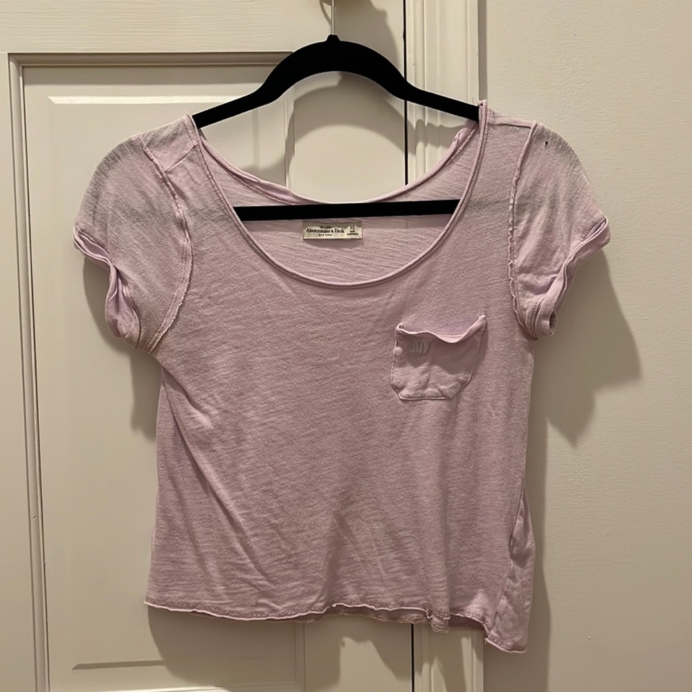 Abercrombie & Fitch XS women’s purple T-shirt